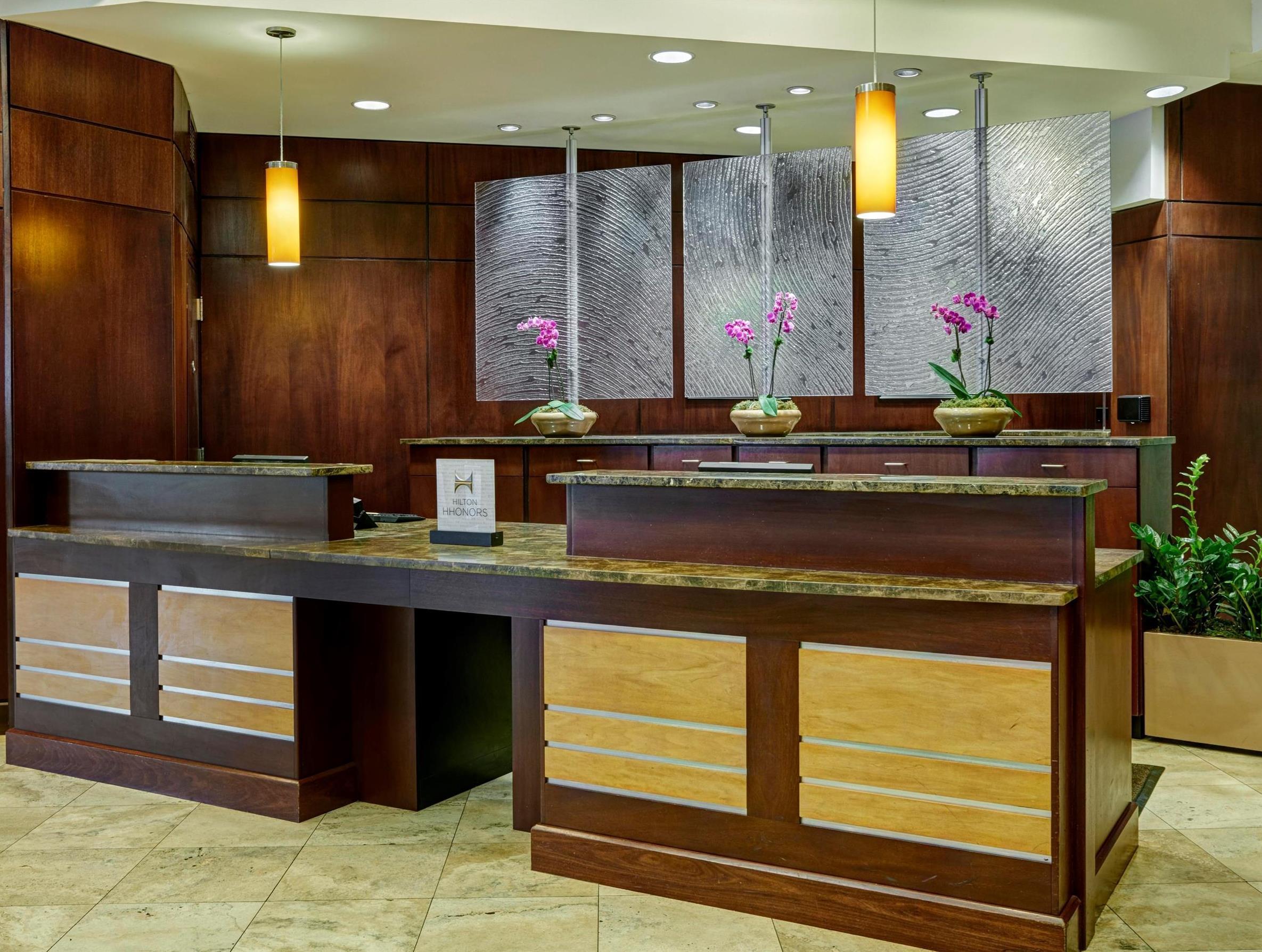 Готель Doubletree By Hilton Charlotte Uptown Екстер'єр фото