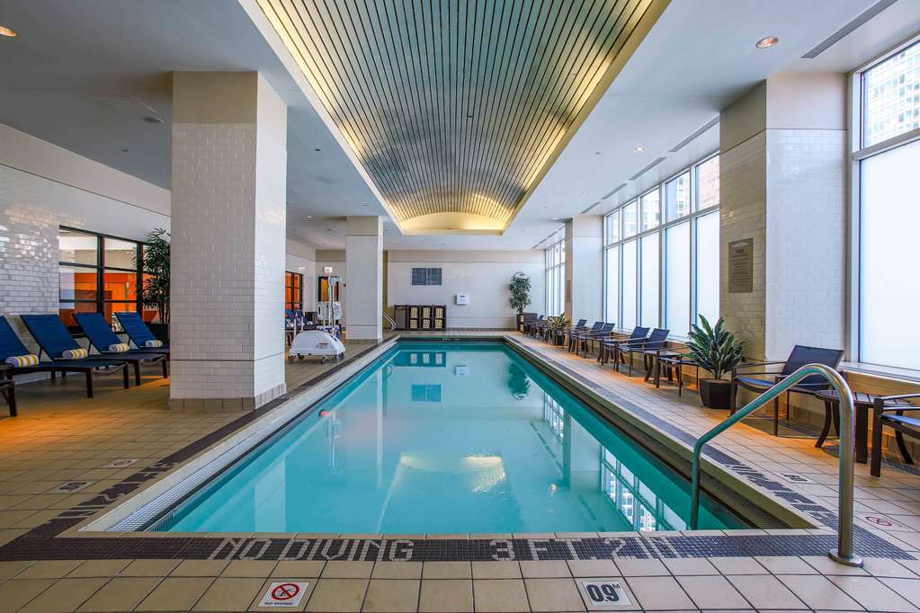 Готель Doubletree By Hilton Charlotte Uptown Зручності фото
