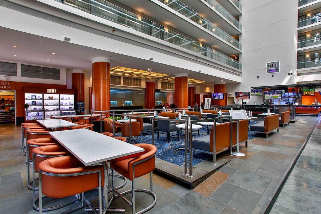 Готель Doubletree By Hilton Charlotte Uptown Інтер'єр фото