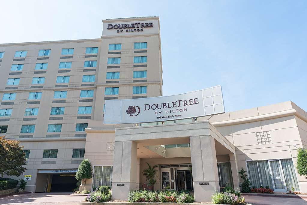 Готель Doubletree By Hilton Charlotte Uptown Екстер'єр фото